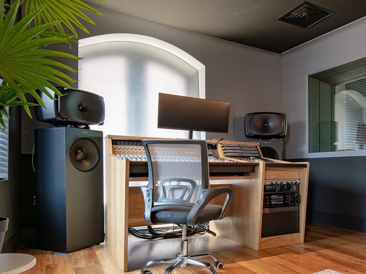 Genelec